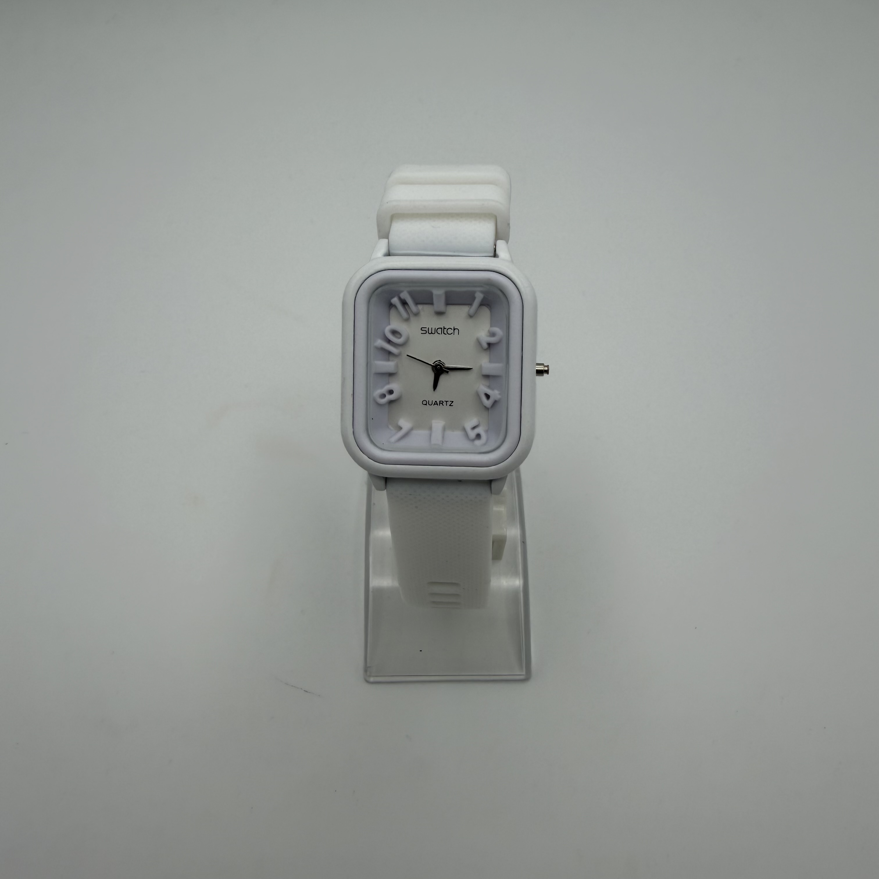 ساعت مچی طرح Swatch مستطیلی
