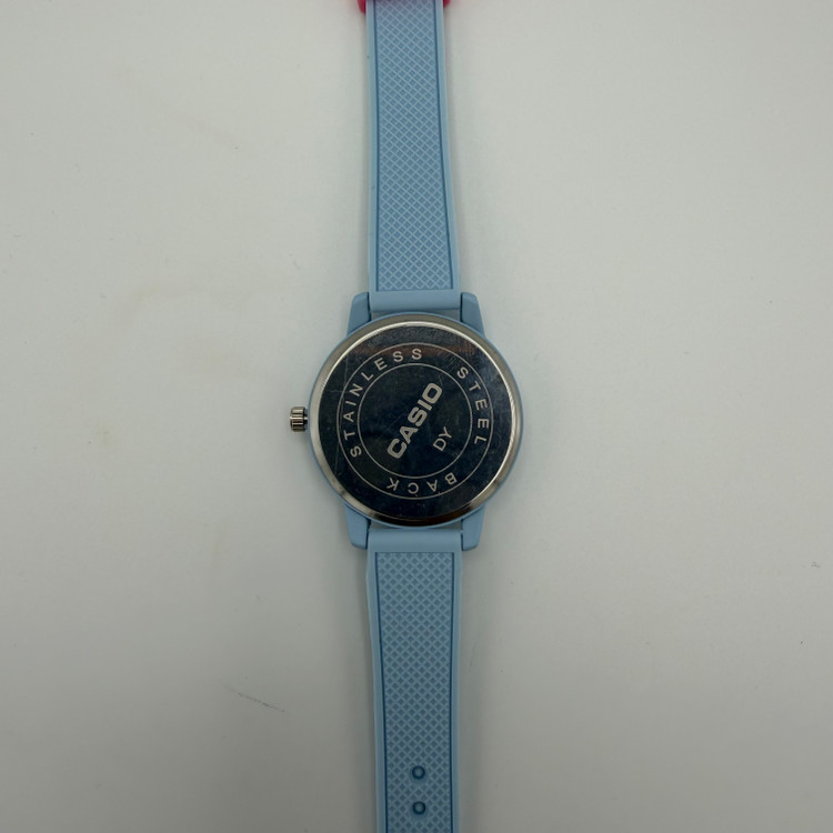 ساعت مچی طرح Casio