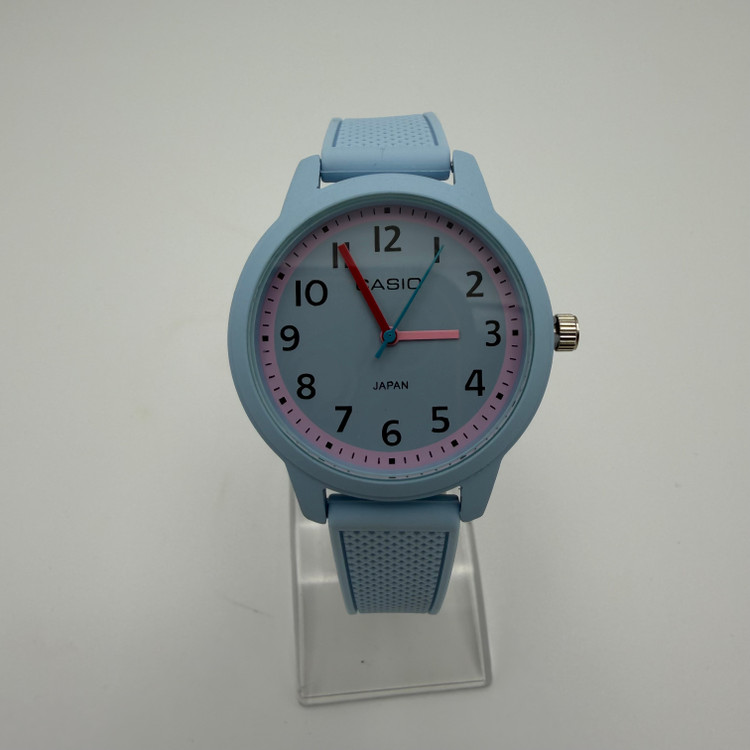 ساعت مچی طرح Casio