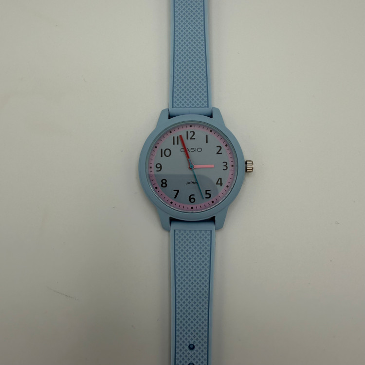 ساعت مچی طرح Casio