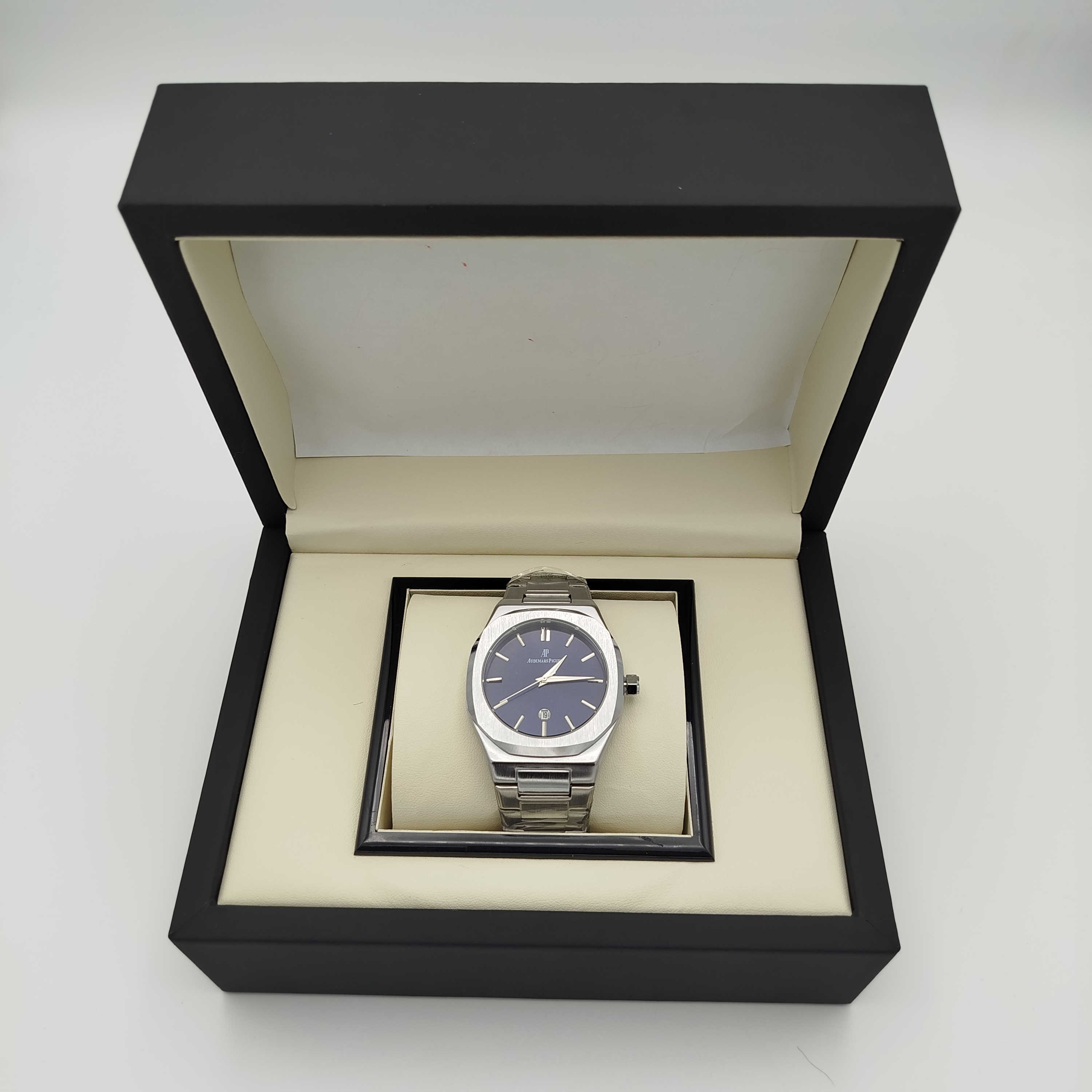 ساعت لوکس Audemars Piguet مدل Royal Oak | استیل نقره‌ای | صفحه خاص