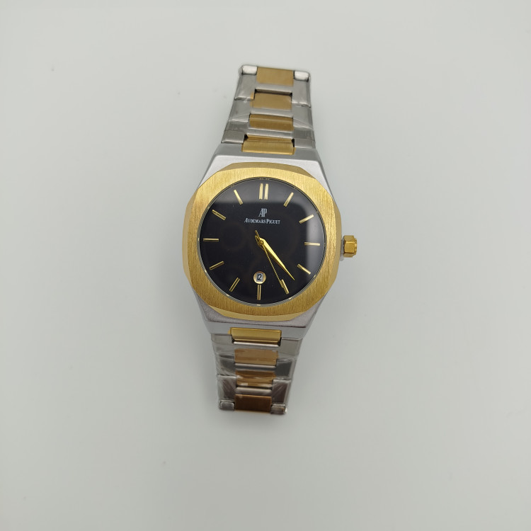 ساعت لوکس Audemars Piguet مدل Royal Oak | استیل نقرهای | صفحه خاص
